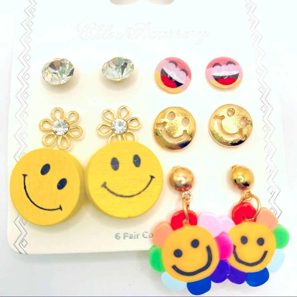 Earrings Smiley faces. 6 Pairs. Pierced